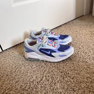 Nike Air Max 7Y but also women’s 8.5 sneakers
